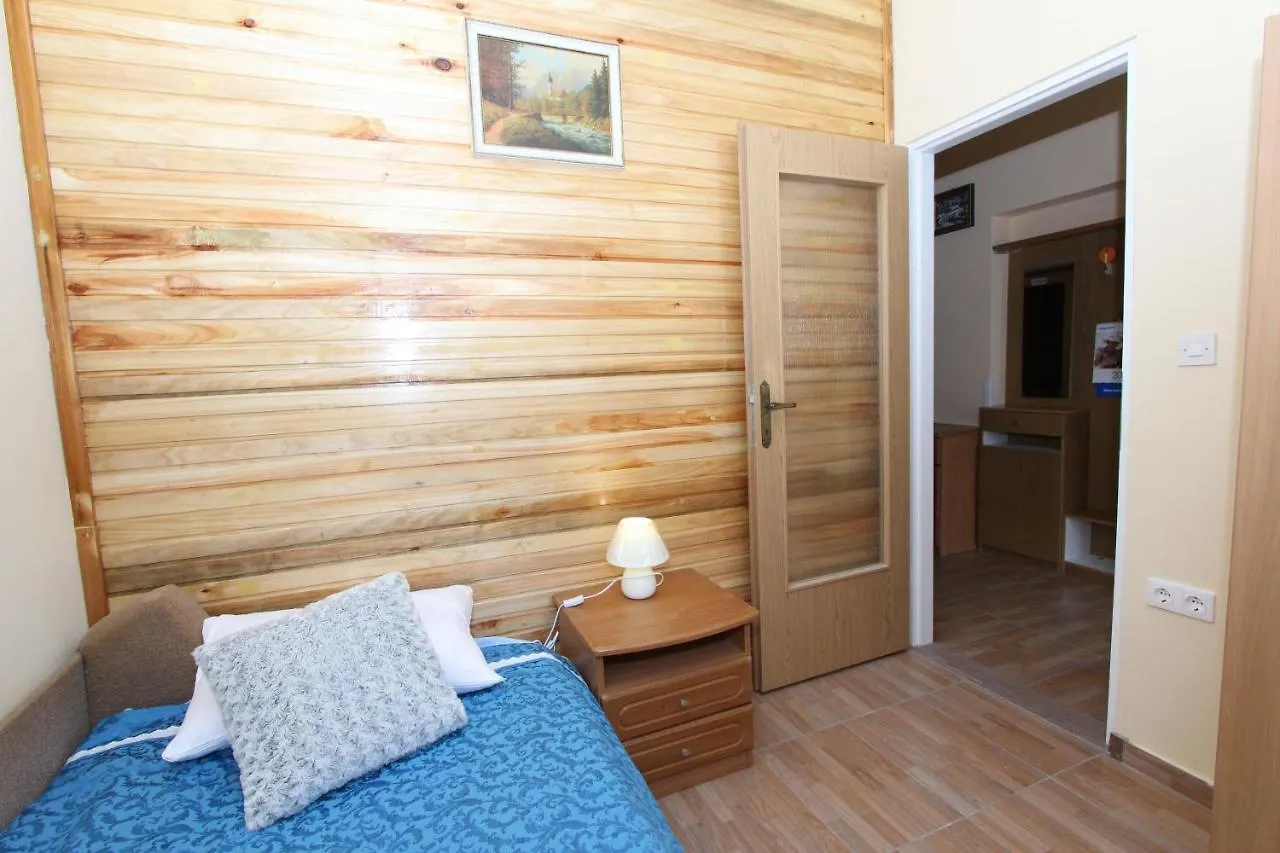 Apartment Oto Pula